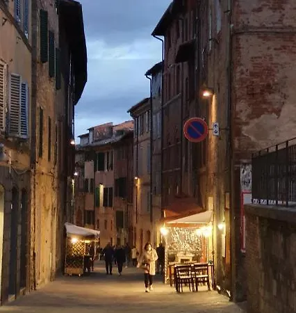 Lady Camollia Apartment Siena